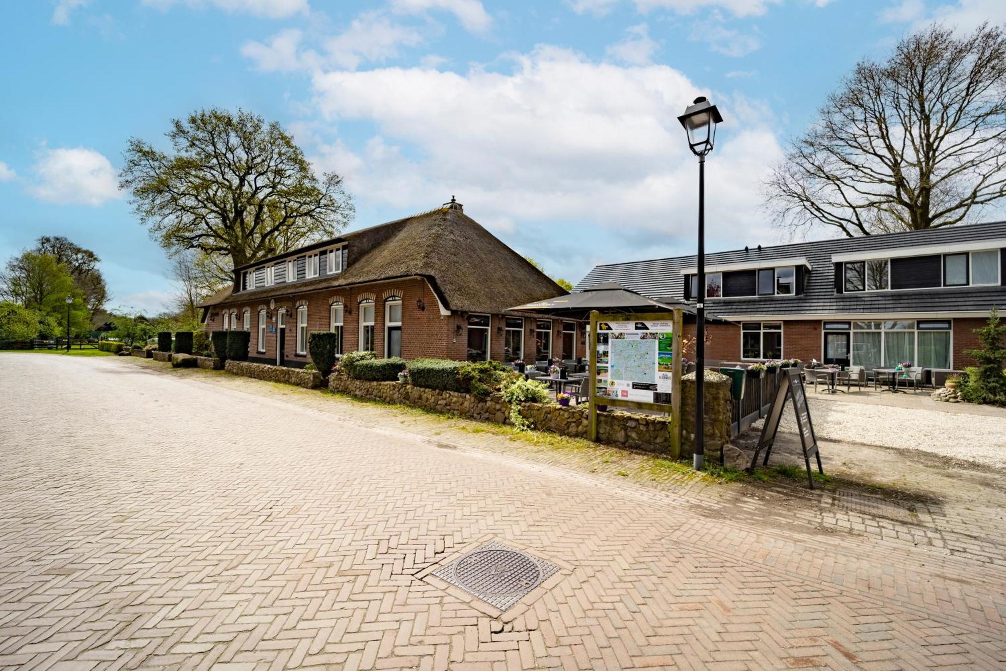 Fletcher Hotel-Restaurant De Borken Dwingeloo Exteriér fotografie